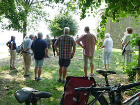 Wortgottesdienst an der Weingartenkapelle (Foto: Karl-Franz Thiede)